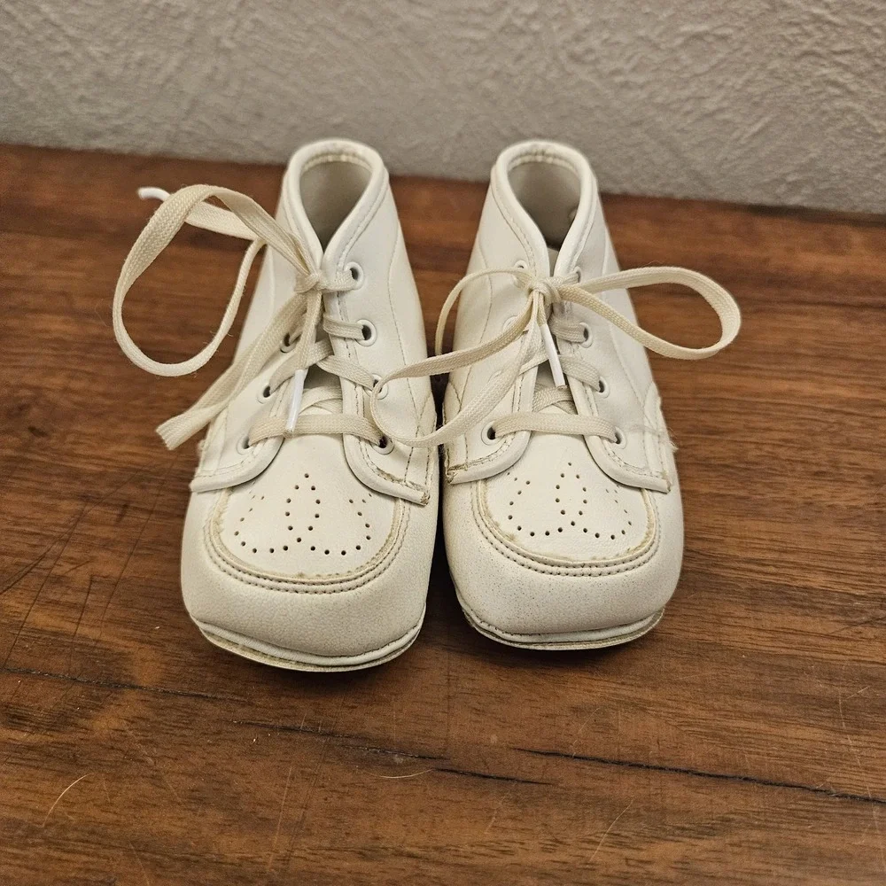 Vintage Doveen Wash & Wear Baby Deer Shoes Size 2 In‎ Original Box Early Walkers
